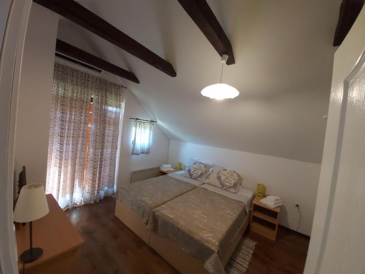 Country house Izletiste Opatovac